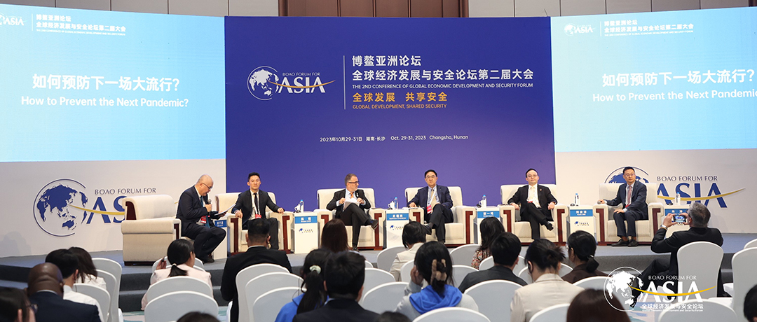 瓦力游戏集团副总裁柯家洋在博鳌亚洲论坛呼吁按需佩带防护口罩